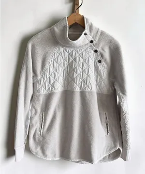 Abercrombie & Fitch Asymmetrical Snap Quilted Fleece Pullover Cream‎ Small thumbnail 1
