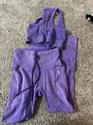 Free people set thumbnail 1