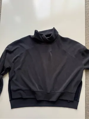 lululemon Softstreme Turtleneck Pullover Size 14 - Black thumbnail 6
