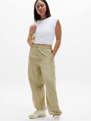 NWT Athleta Daybreak Mid‎ Rise Parachute Balloon Pants in Tan White Medium Tall thumbnail 4