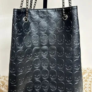 Handbag/Purse Black w/embossed Skulls/ Chain Straps - Great Condition thumbnail 2