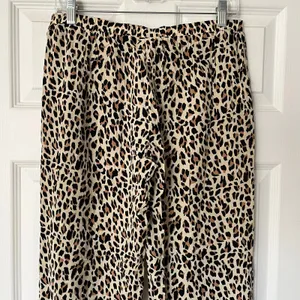 Forever 21 Leopard Print Pajama Pants - Size M thumbnail 6