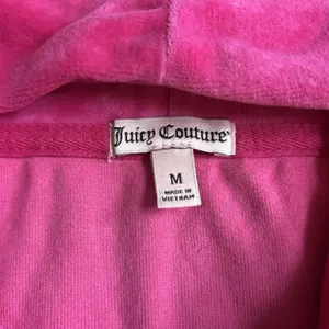 Juicy Couture Velour Vintage Y2K Pink Hoodie Jewel‎ Crest Emblem Dog Couturist M thumbnail 6