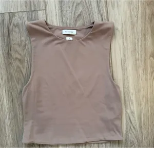 Aritzia Babaton Contour Muscle Tank thumbnail 2