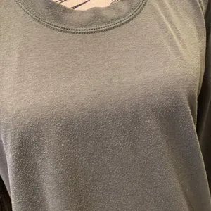 Old Navy Women’s Large Gray Olive Green Long Sleeve Hoodie Top Hooded T-Shirt thumbnail 2