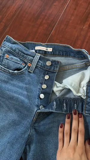 Levi’s Ribcage Jeans thumbnail 3