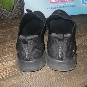 Skechers Black Stretch Fit Air-Cooled Memory Foam Slip On Sneaker 8.5 thumbnail 4