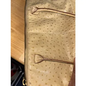 HOBO The Original Champagne Tan Ostrich Leather Shoulder Bag thumbnail 15