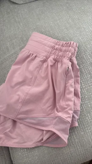 Lululemon Shorts thumbnail 2