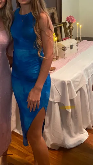 Dress thumbnail 3