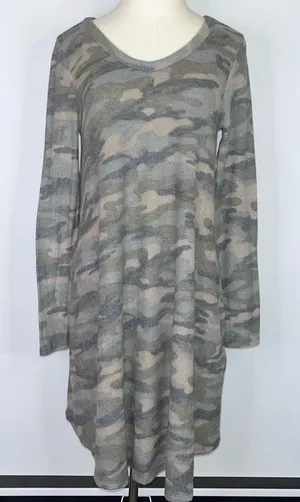 RAE MODE Green Camo Super Soft Long Sleeve V-Neck Swing Dress Small NWT thumbnail 1