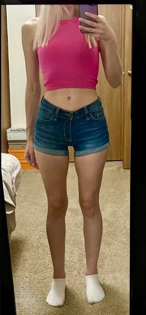 Hollister Pocket Logo Low Rise 3” Advanced Stretch Jean Shorts thumbnail 1