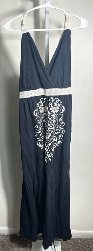 P39. Black Boho Embroidered Maxi Dress Crochet Trim Cotton Festival Sundress thumbnail 1