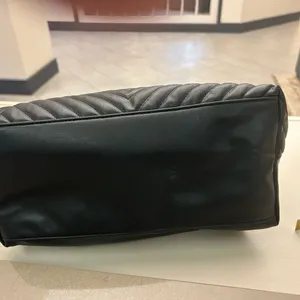 Bag Stylish Black Quilted Shoulder Bag with Chain Straps VERA New York Preowned thumbnail 4
