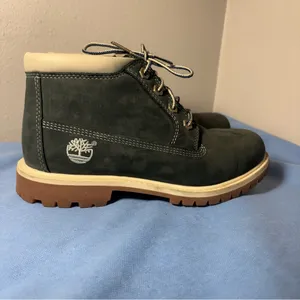 Timberland Women's Nellie Waterproof Chukka Boot in blue nubuck leather NWOT thumbnail 3
