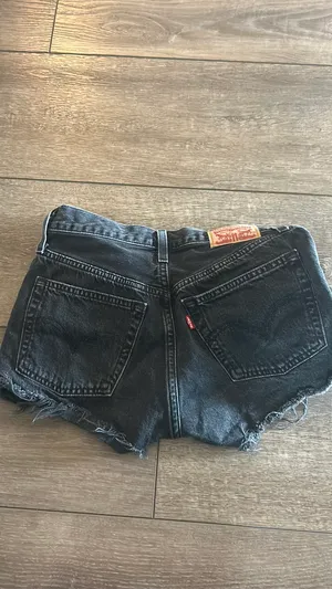 Levi’s Black Jean 501 Shorts thumbnail 2