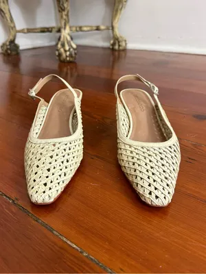 EUC Bernardo Cream Woven Leather Slingback Block Heel Pumps Cream Sz 7.5 ❤️🍄 thumbnail 3
