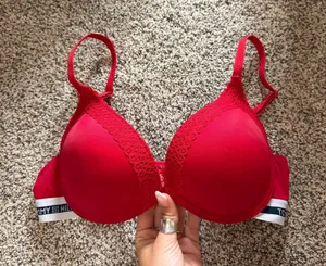 Tommy Hilfiger Bra thumbnail 1