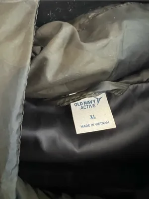Old Navy Camouflage Puffer Vest thumbnail 5