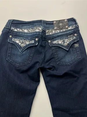 Miss Me Dark Blue Wash Embellished Back Flap Pocket Jeans Boot Womens 31 Denim thumbnail 2