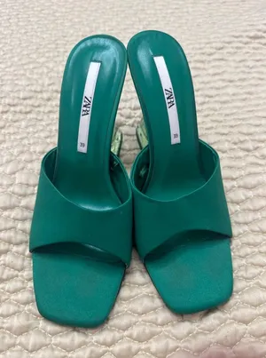 Zara Women’s Green Satin Strap Slides Square Front Chunky Block Acrylic Heel 39 thumbnail 1