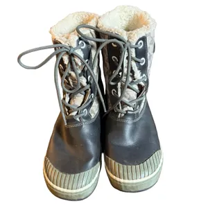 Keen Elsa Waterproof Boots Womens 8 Black Houndstooth Faux Fur Winter Snow thumbnail 2