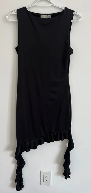 Sleeveless Black Asymmetrical Ruffle thumbnail 1