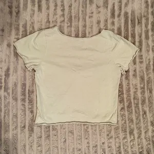 John‎ Galt Brandy Melville Sage Green Tie Front Lettuce Edge Ribbed Crop Top OS thumbnail 6