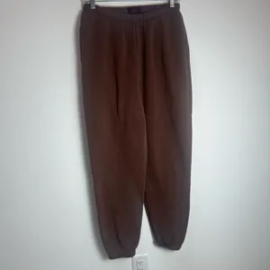 Nuuds Cozy Brown Sweatpants in Brown thumbnail 5