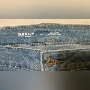 Old Navy Women’s Plus Extra Hi Rise Rockstar Super Skinny Medium Wash Jeans 28 thumbnail 2