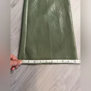 NWOT Wilfred Aritzia Olive‎ Leather Pants thumbnail 7