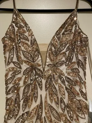 NWT Mac Duggal Style 5107 Plunging Neckline Sequins Gown Dress Gold Nude Size 10 thumbnail 10