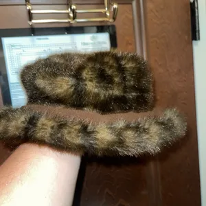 Luxurious Faux Fur Hat - Brown Made in Italy thumbnail 2