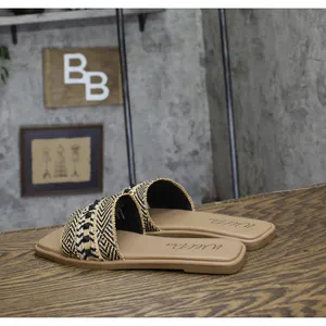 NWT Wild Pair Womens Daisyy Slide Flat Sandals Embellished Black / Natural 8M thumbnail 7