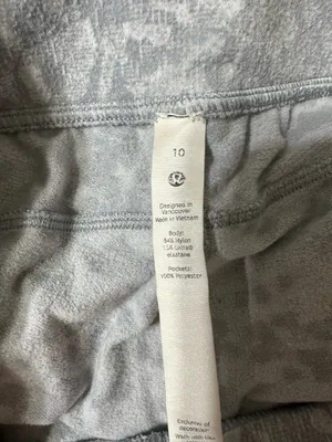 Lululemon joggers thumbnail 4
