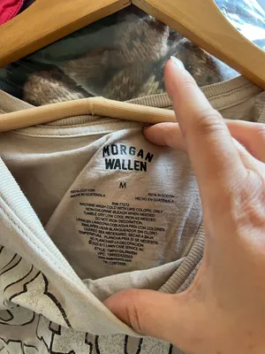 oversized Morgan Wallen shirt MEdium "one thing at a time" thumbnail 5