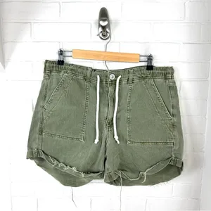 American Eagle Green Relaxed Casual Denim Shorts Size 14 thumbnail 2