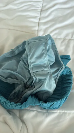 athletic shorts in blue Size M thumbnail 3