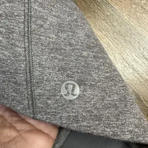LULULEMON Hill And Valley Mock Neck Long Sleeve Top Size 6 Heathered Slate Crop thumbnail 2