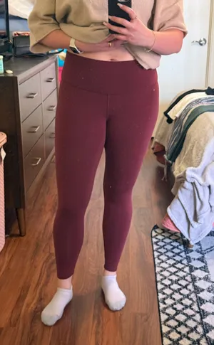 Alo Yoga Leggings thumbnail 1