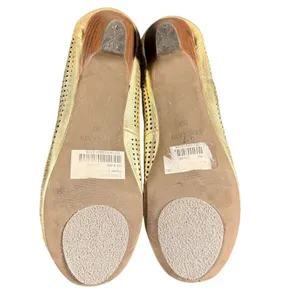 Staccato Gold Perforated Studded Ballet kitten heel Women‎ Size 39 thumbnail 6