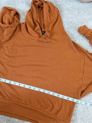 Beyond Yoga Women’s So Chic Cropped Hoodie Pullover Lightweight in Clove Brown M thumbnail 9