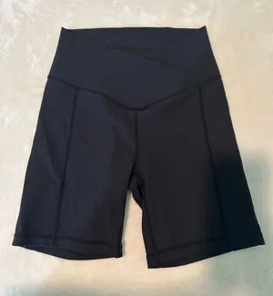 WILO High-Waist Black Workout Bike Shorts thumbnail 1