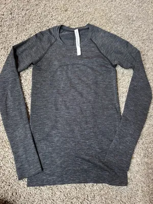 Lululemon Swiftly Speed Long Sleeve thumbnail 1
