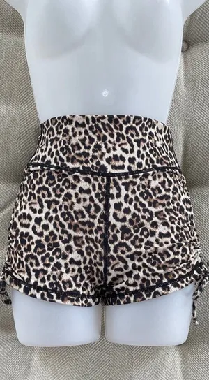 Zyia Active Cheetah Print Scrunch Shorts Mob Wife S thumbnail 1