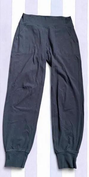 Lululemon Black High-Rise Joggers size 6 thumbnail 1