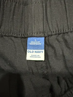 NWT Old Navy Black Cotton High-Rise 4" Inseam Shorts thumbnail 6