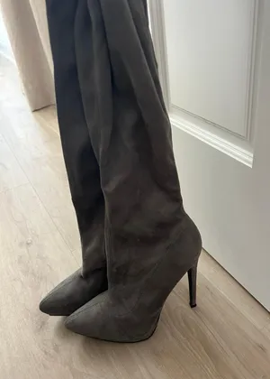 Grey Knee High Boots Gray Size 8 thumbnail 1