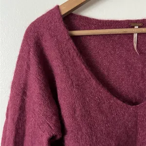 Free People S Alpaca Wool Blend V-Neck Sweater in Deep Pink thumbnail 5