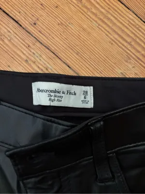 Abercrombie & Fitch Women’s Black Skinny Faux Leather Pants thumbnail 2